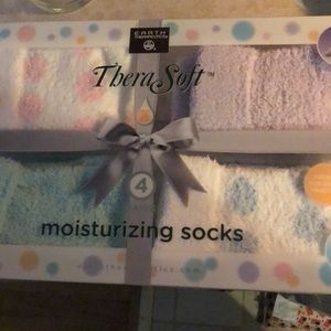 Moisturizing socks